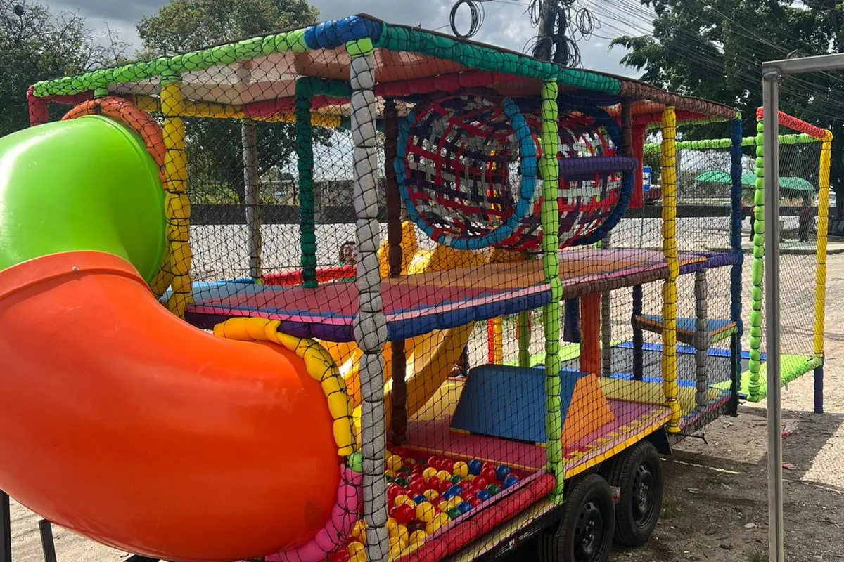 Carretinha Playground