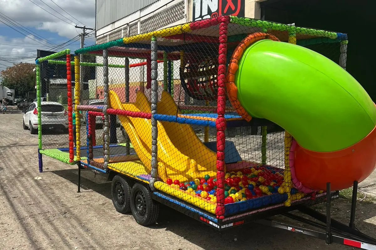 Carretinha Playground