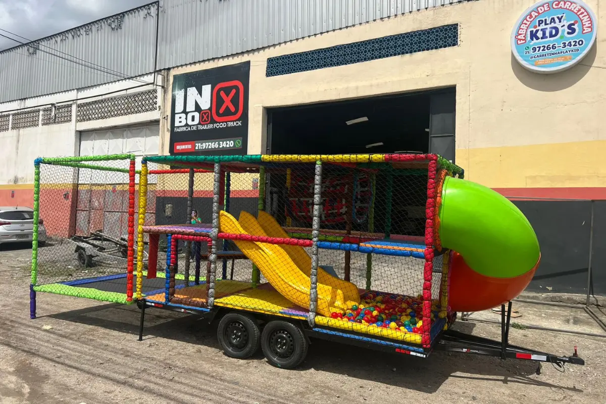 Carretinha Playground